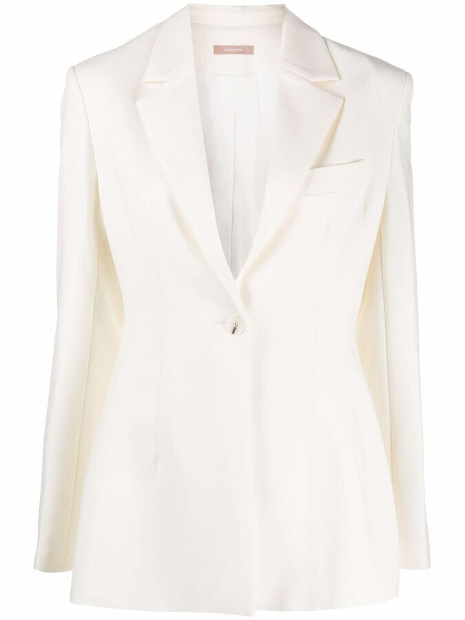 white fitted blazer