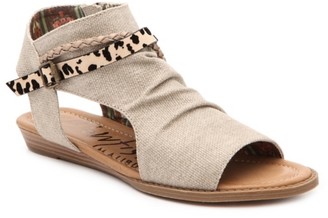 dsw blowfish malibu