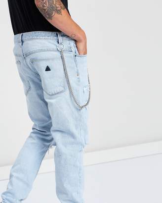 A Dropped Slim Jeans