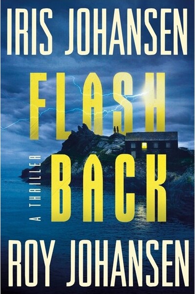 Grand Central Publishing Flashback-LargePrintbyIrisJohansen&RoyJohansen(Paperback)