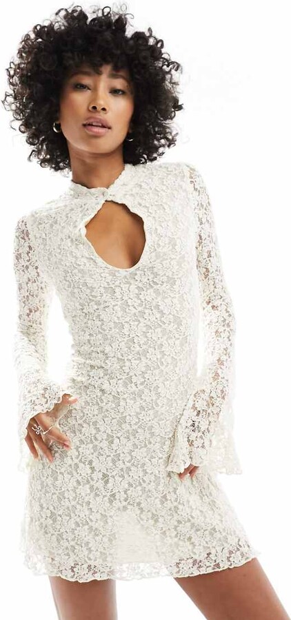 Motel silvanna key hole lace long sleeve mini dress in ivory