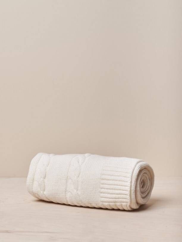 Wedoble Cable-Knit Sweater