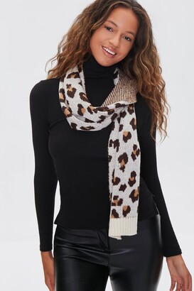 Forever 21 Leopard Print Oblong Scarf in Cream