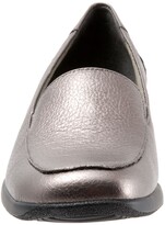 Thumbnail for your product : Trotters Jenn Loafer - Multiple Widths Available
