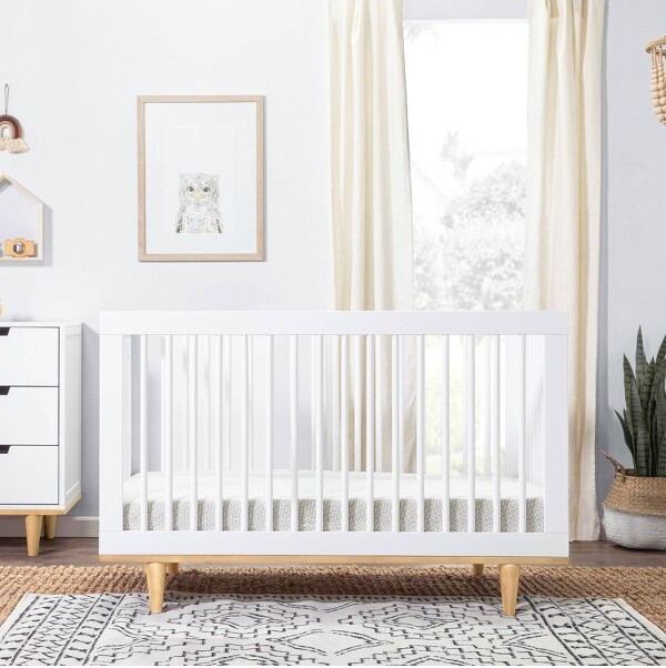 DaVinci Marley 3-In-1 Convertible Crib - Light Sage & Honey