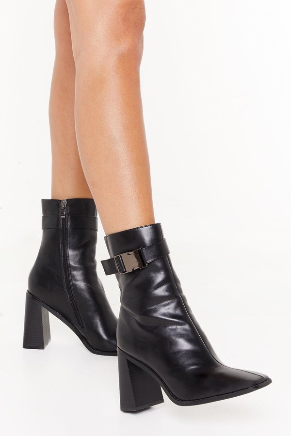 womens faux leather boots
