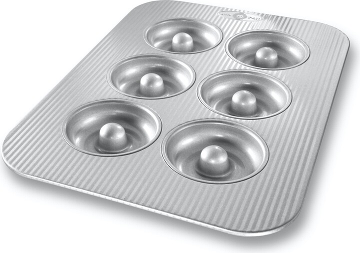 Usa Pan Non-Stick Aluminum 6-Well 15" x 11" Donut Pan - silver/gray