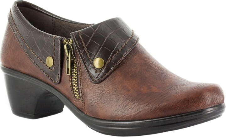 Easy Street Shoes Women's Darcy Ankle Booties