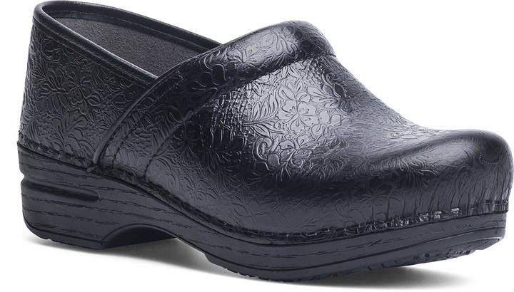 dansko professional tooled clog