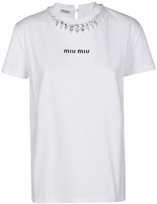 MIU MIU Logo-Embellished Crewneck Ｔシャツ Miu Miu Embellished Logo T-shirt in White | Lyst