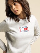 Thumbnail for your product : Tommy Hilfiger Ombre Logo Fleece Crew Jumper in Silver Grey