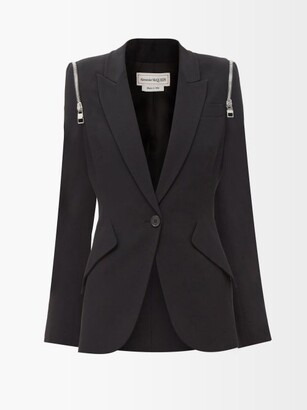 blazer with pointed shoulders