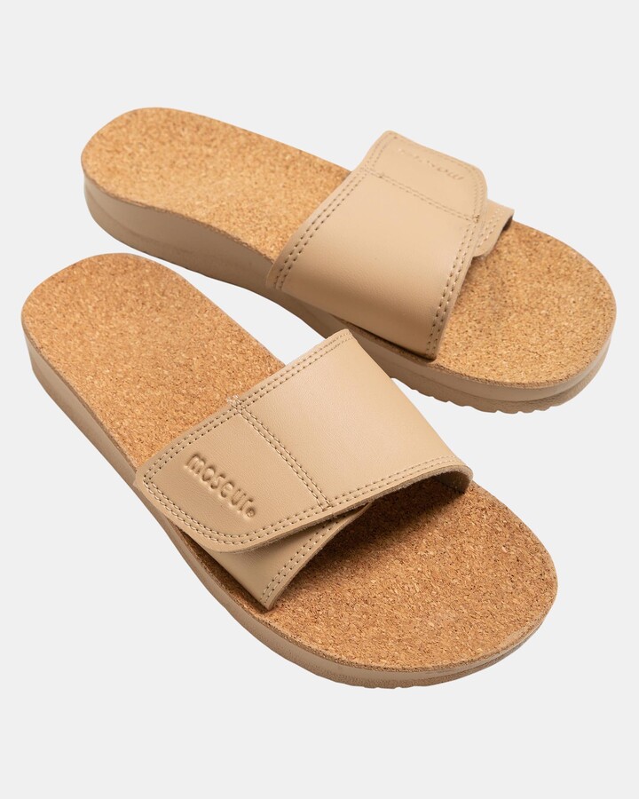 arch support waterproof sandals