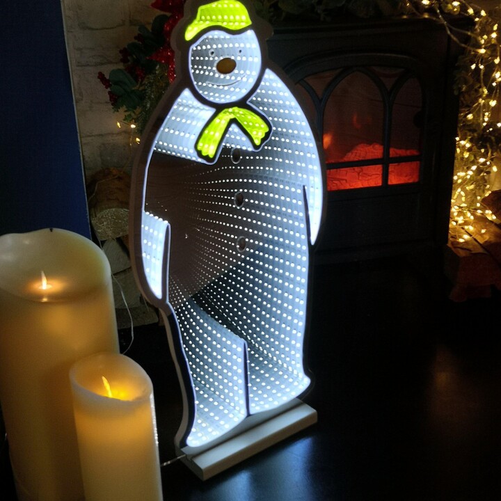 Samuel Alexander 60cm LED The Snowman Infinity Christmas Decoration