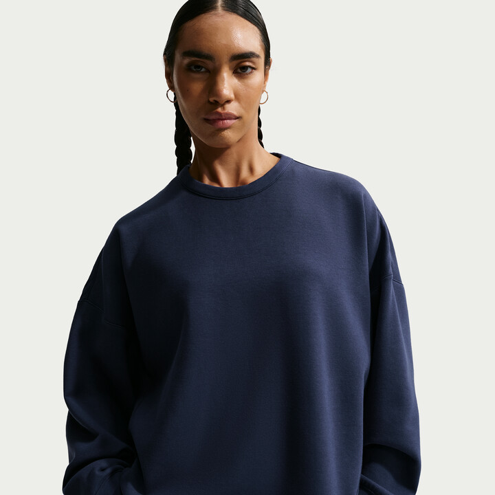 Nike Women's 24.7 ImpossiblySoft Dri-FIT Oversized Crew-Neck Top in Blue | HQ8193-410
