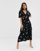 Thumbnail for your product : New Look tie front button down dress in floral print