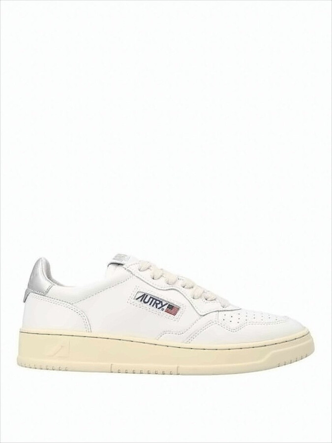 AUTRY Low-Top Sneakers with Vintage-Inspired Cream Sole and Perforated Detailing