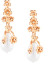 Thumbnail for your product : Oscar de la Renta Pearl Flower drop earrings