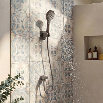 Metaoutdoors Wall Mounted Handheld Shower Head With Digital Temperature Display