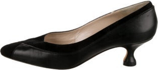 Manolo Blahnik Leather Pumps Black Semi-Pointed Toes