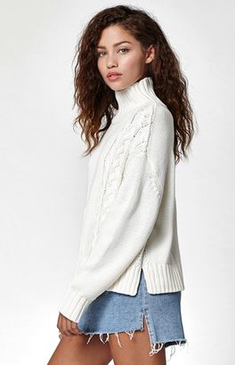 Rusty Lotus Hi Neck Knit Pullover Sweater