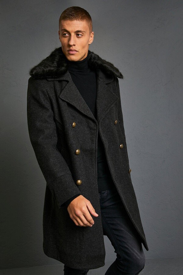 overcoat with fur
