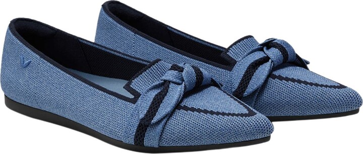 VIVAIA Pointed-Toe Bow Loafers