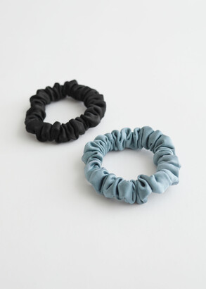 And other stories Small Duo Tone Scrunchie Set