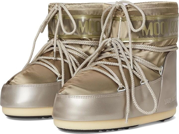 Moon Boot Icon Low Glance Boots Platinum : EU 39-41 (US Men's 7-8.5 - Women's 8-9.5) Medium, Synthetic