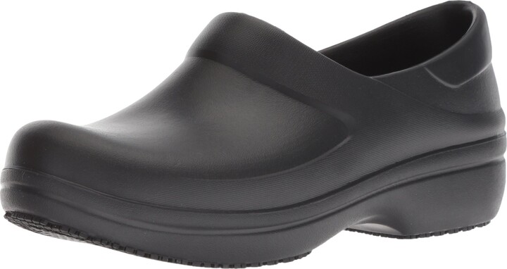 work crocs uk