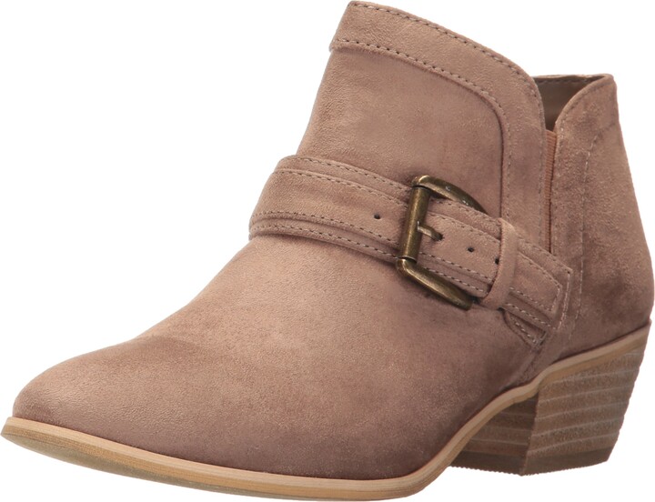 aquila boots sale