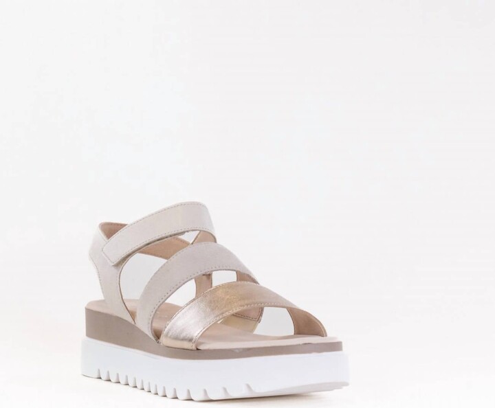 Gabor Women's Wedge Sandal In White/ Metallic