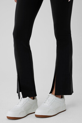 Alo Yoga Airbrush 7/8 High Waist Flutter Legging in Black, Size: 2XS |
