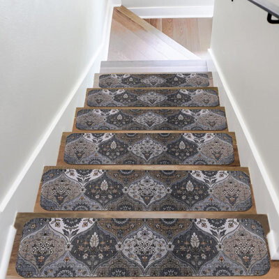 Bungalow Rose Ilkka Non-Slip Stair Tread