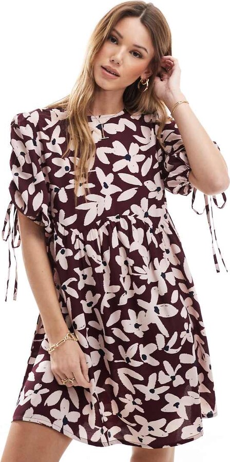 Wednesday's Girl bold bloom tie sleeve mini smock dress in
