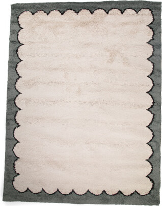 TJMAXX 8X10 Stella Scalloped Area Rug