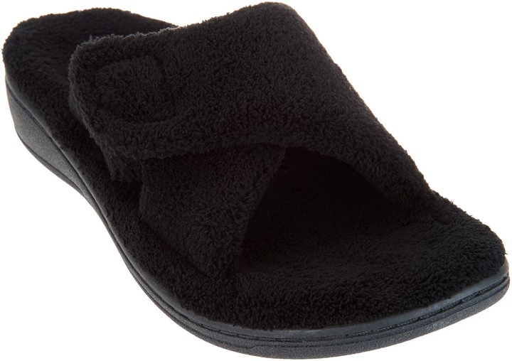 vionic adjustable strap slippers