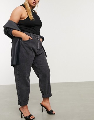 ASOS Curve DESIGN Curve High rise 'slouchy' mom jeans in washed black
