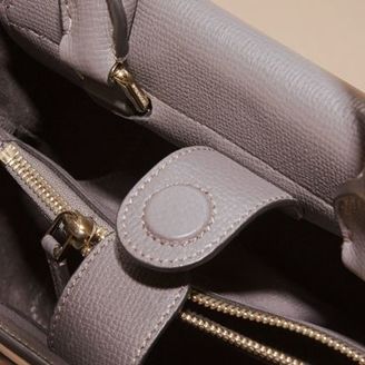 Burberry The Small Saddle Bag In Grainy Bonded Leather