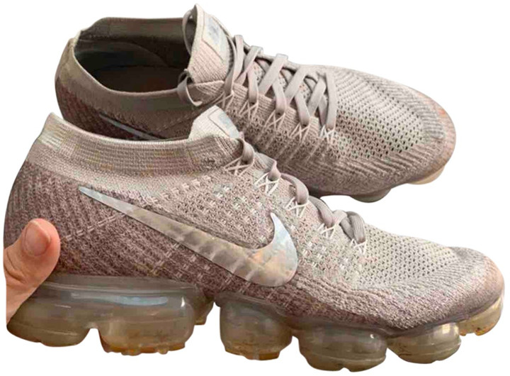 vapormax beige