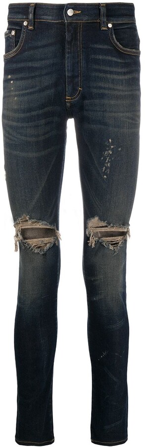 represent distressed jeans