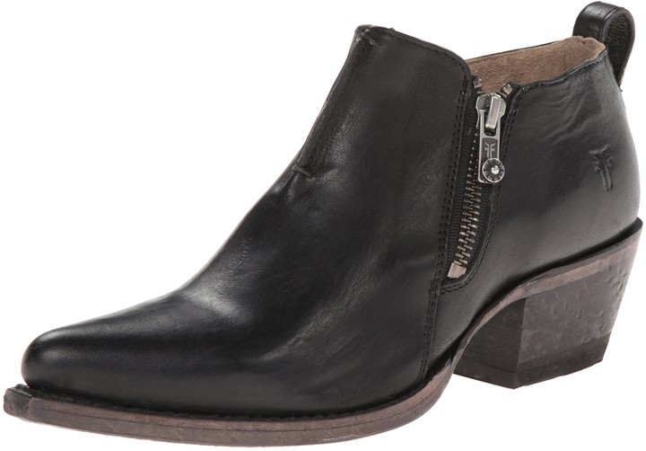 Frye ray moto shootie Clearance