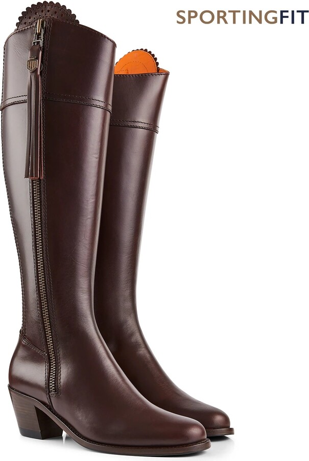 fairfax and favour regina sporting fit