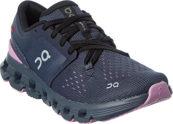 ON Running Cloud X 4 Sneaker