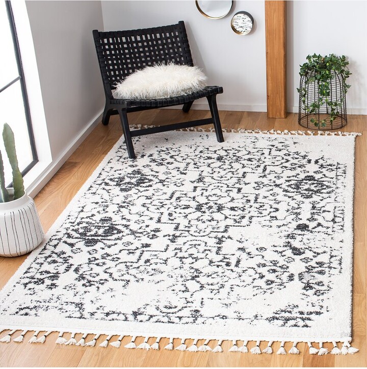 Safavieh Moroccan Tassel Shag Polyester & Polypropylene Rug