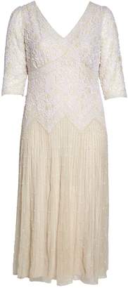Pisarro Nights Beaded V-Neck Lace Illusion Gown (Plus Size)