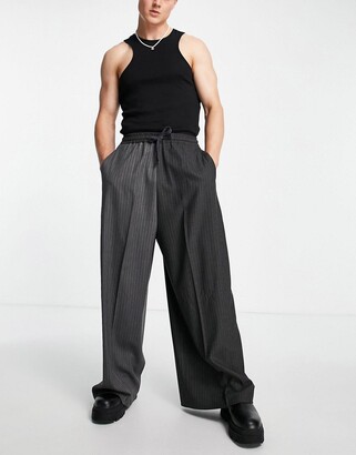 Extreme Wide Leg Pleated Trousers