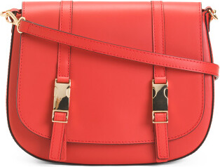 Does your local @tjmaxx sell designer luxury handbags? #tjmaxx
