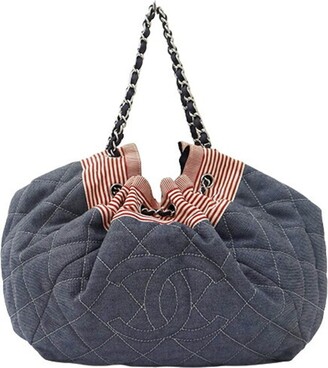 Chanel Blue Denim 19 Medium Flap Bag Gold Hardware, 2019 Available For  Immediate Sale At Sotheby's