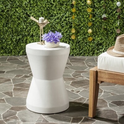 Safavieh Torre Indoor/Outdoor Accent Table